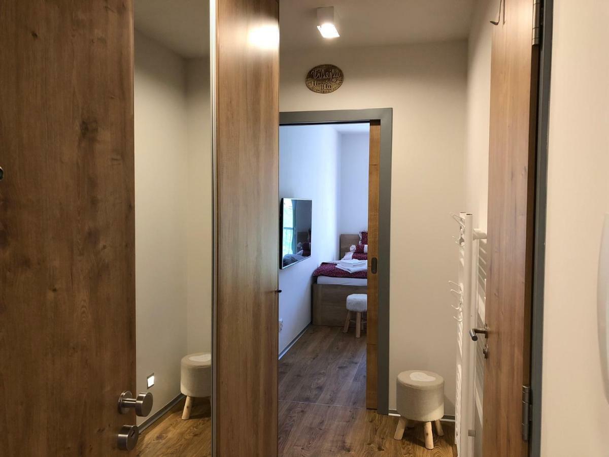 Apartman Jestrab C.15 잔스케라즈네 외부 사진