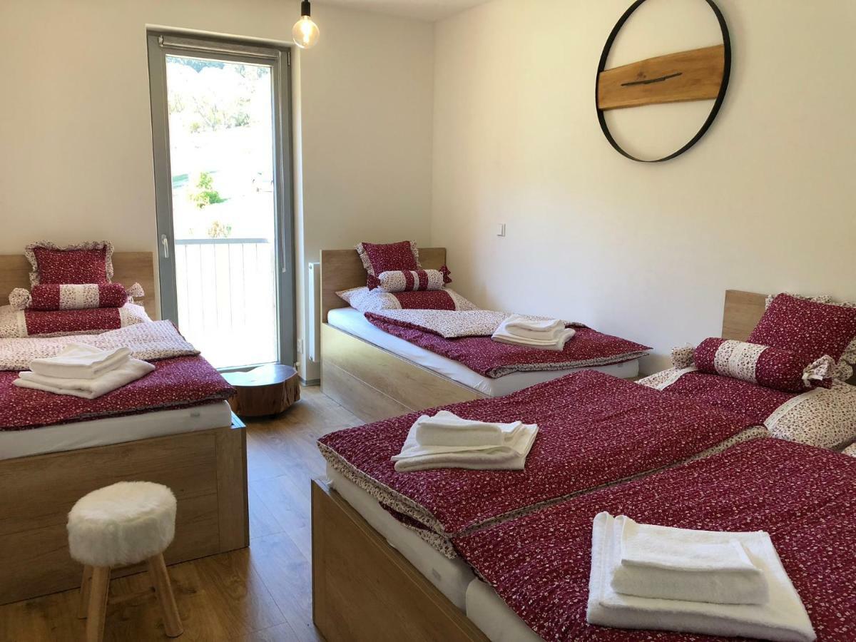 Apartman Jestrab C.15 잔스케라즈네 외부 사진